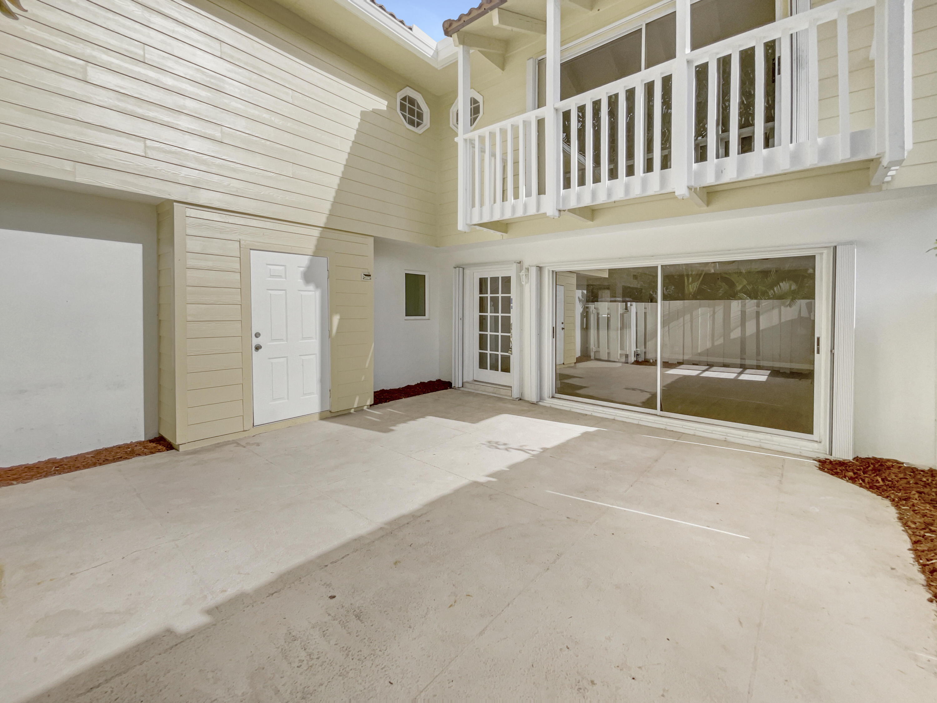 109 Seabreeze Circle Jupiter, FL 33477 - Photo 9 of 28 a view of large building