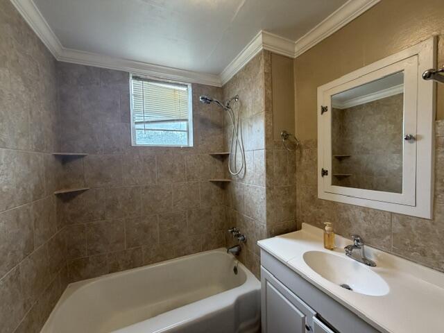 3637 Garner Road Chattanooga, TN 37406 - Photo 15 of 27 Bathroom