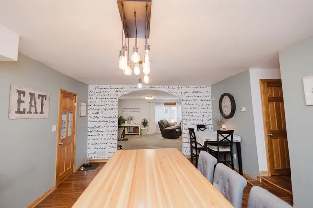 $319,900 | 825 Fountain Street, Mineral Point, WI 53565