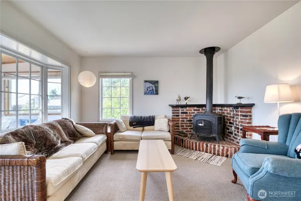 $515,000 | 669 Marine Drive, Point Roberts, WA 98281