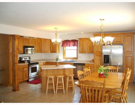 207 Critchlow School Road Renfrew, PA 16053 - Photo 4 of 8 Kitchen.