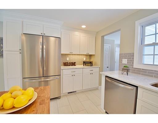 24 Hitchinpost Road Chelmsford, MA 01824 - Photo 6 of 27