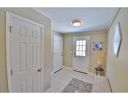 24 Hitchinpost Road Chelmsford, MA 01824 - Photo 8 of 27