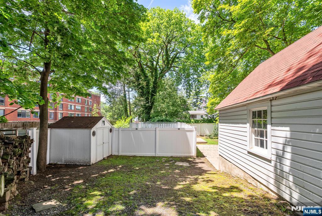 740 River Road Teaneck, NJ 07666 - Photo 25 of 34