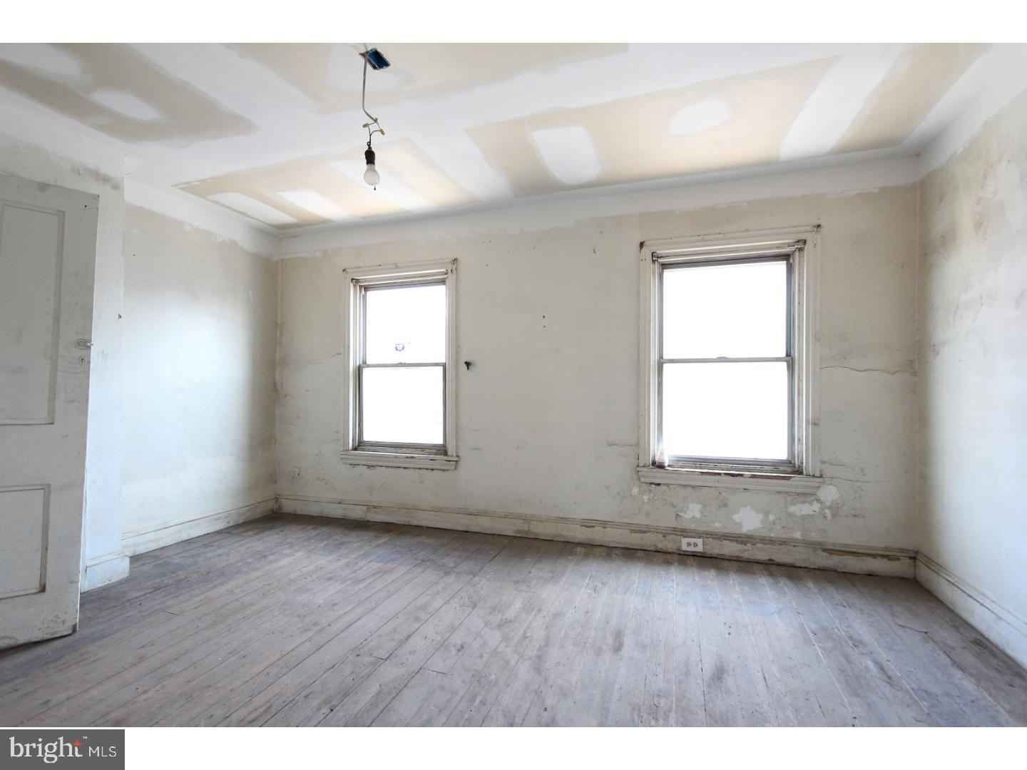 1824 Master Street Philadelphia, PA 19121 - Photo 11 of 19
