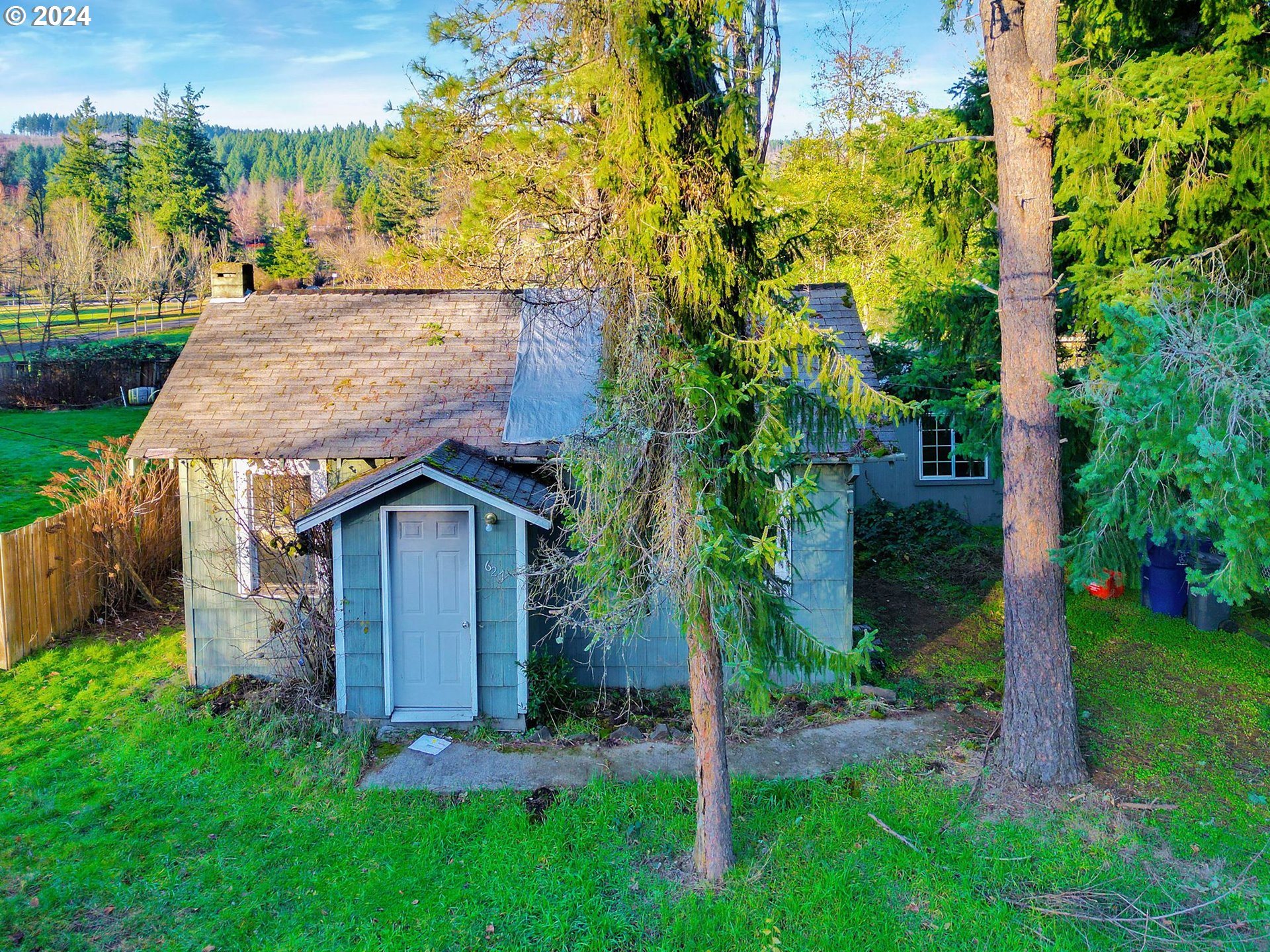 627 Southeast Fairview St