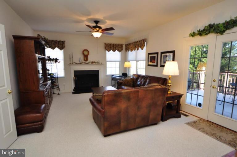 47686 Rhyolite Place Sterling, VA 20165 - Photo 7 of 26 Family Room