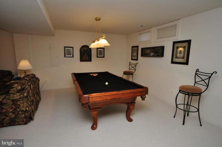 47686 Rhyolite Place Sterling, VA 20165 - Photo 10 of 26 Den