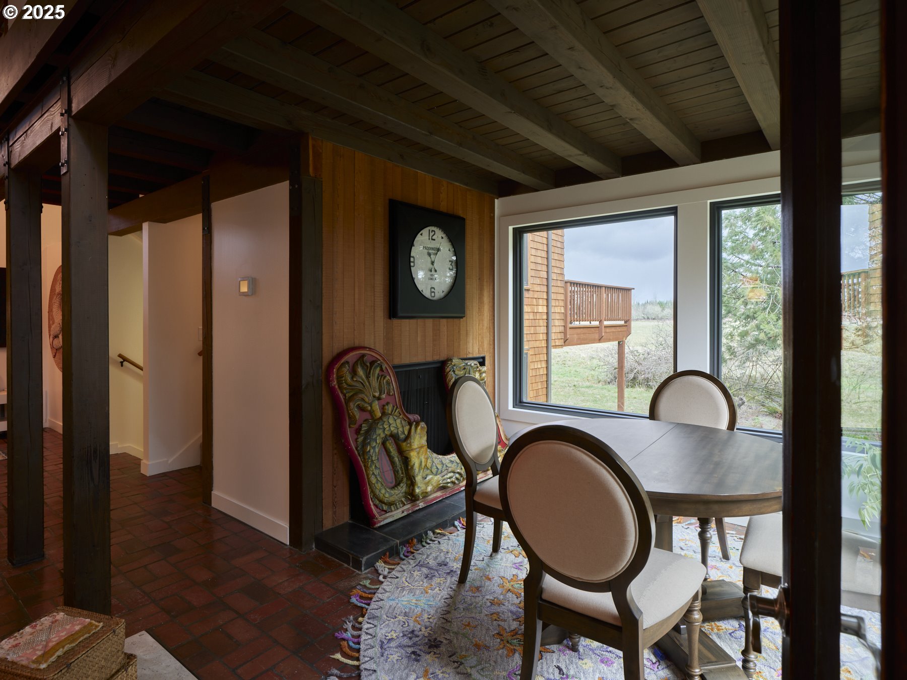289 Classe Road Toledo, WA 98591 - Photo 7 of 48 a living room with furniture and a window
