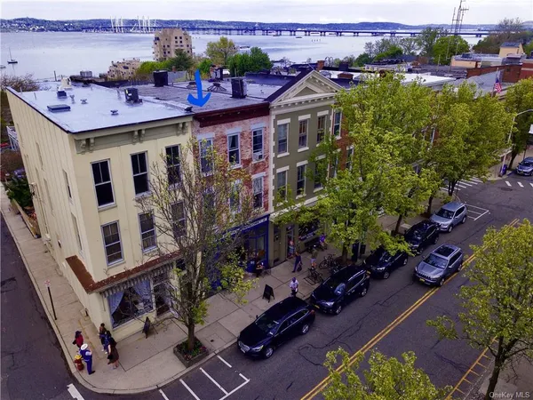 $2,500 | 21 West Broadway, Unit 3, Nyack, NY 10960