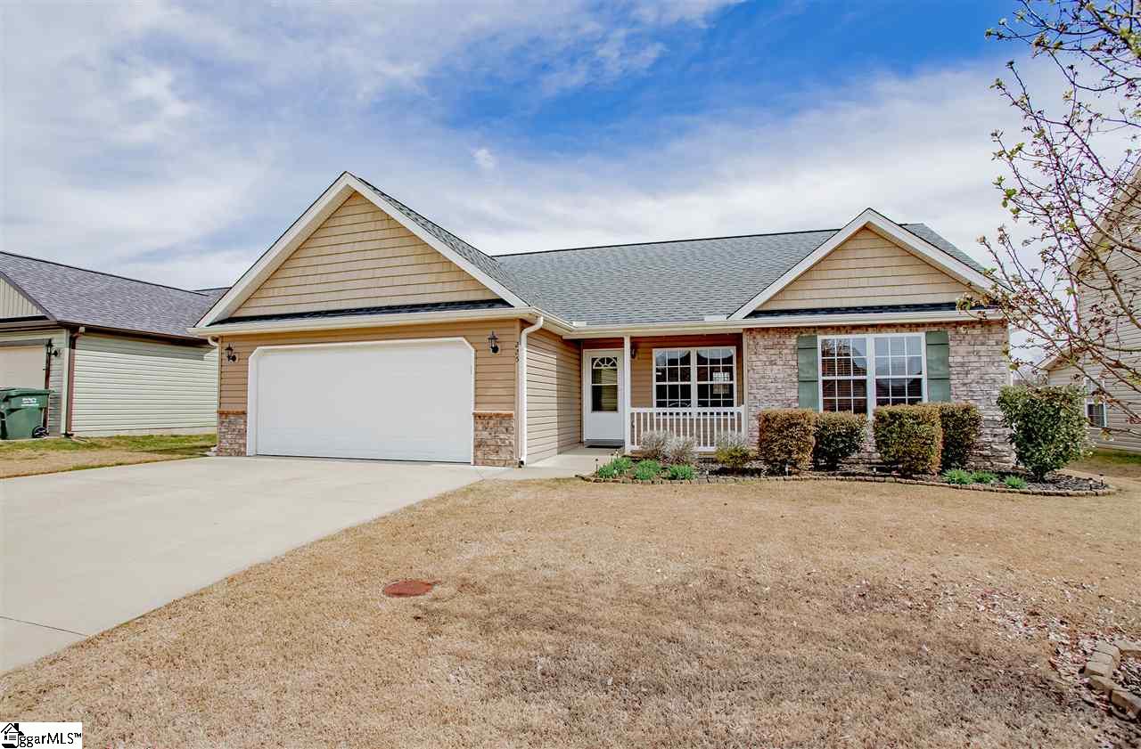 225 Sleepy River Road Simpsonville, SC 29681 - Photo 2 of 26 Gallery Image 2