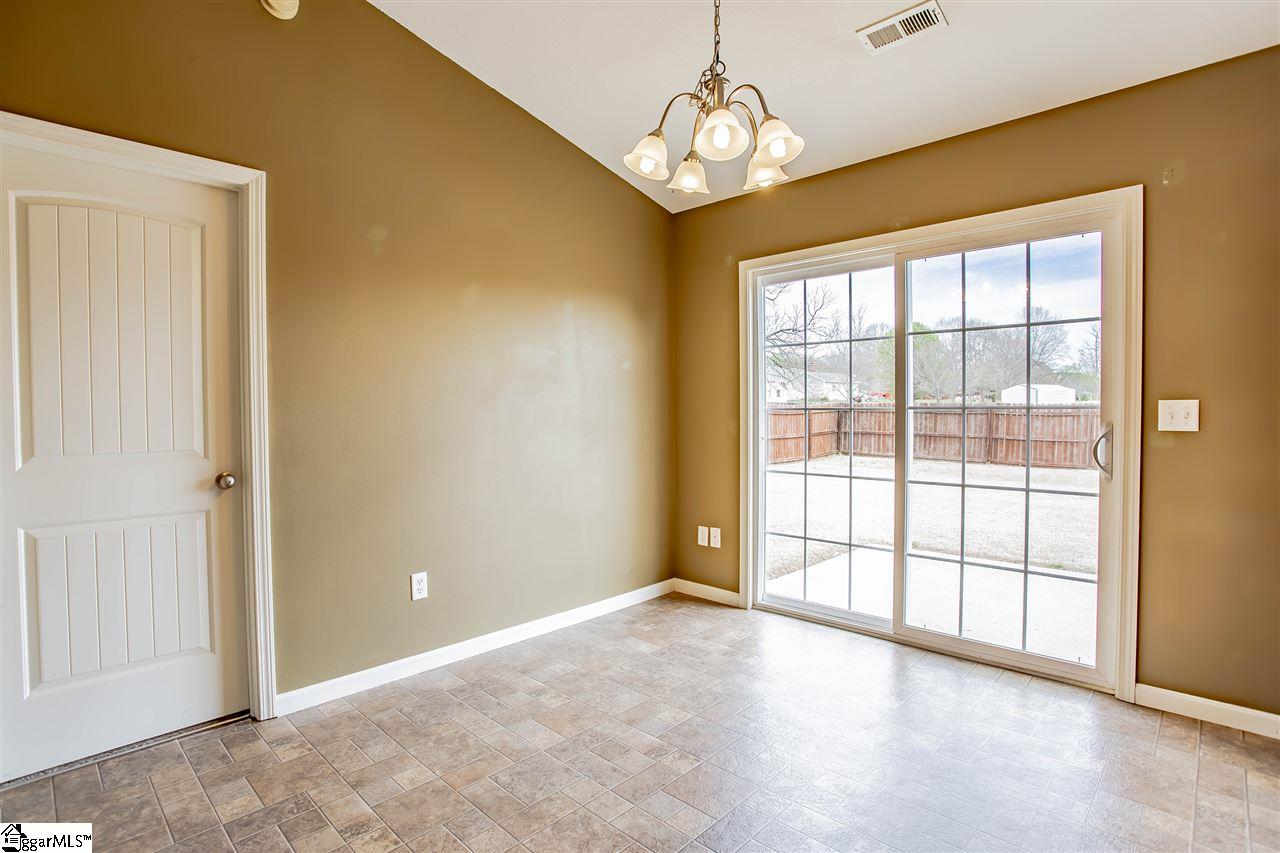 225 Sleepy River Road Simpsonville, SC 29681 - Photo 12 of 26 Gallery Image 12