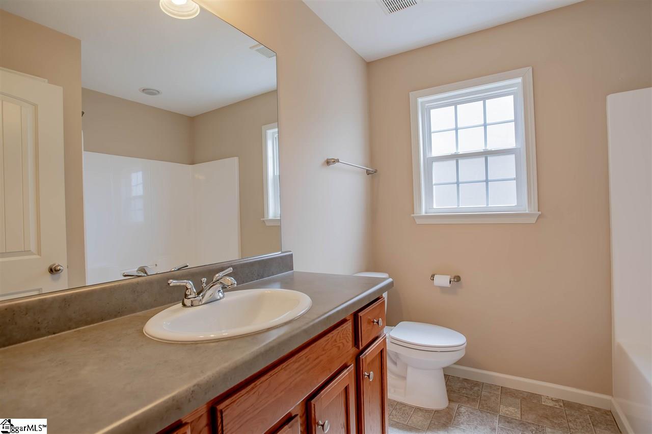 225 Sleepy River Road Simpsonville, SC 29681 - Photo 21 of 26 Gallery Image 21