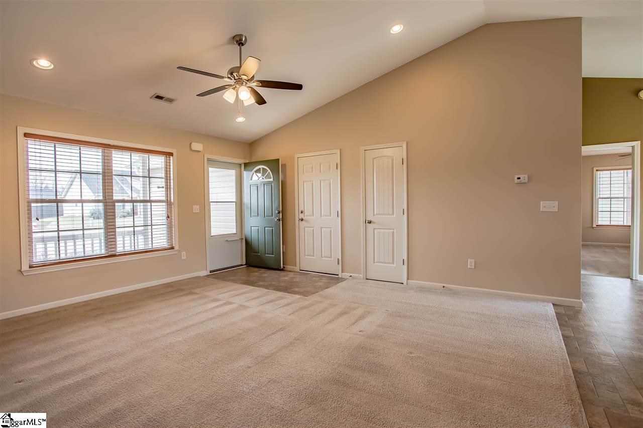 225 Sleepy River Road Simpsonville, SC 29681 - Photo 5 of 26 Gallery Image 5