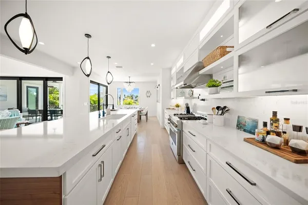 $6,795,000 | 209 Willow Avenue, Anna Maria, FL 34216