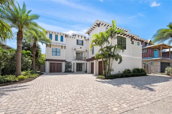 $6,795,000 | 209 Willow Avenue, Anna Maria, FL 34216