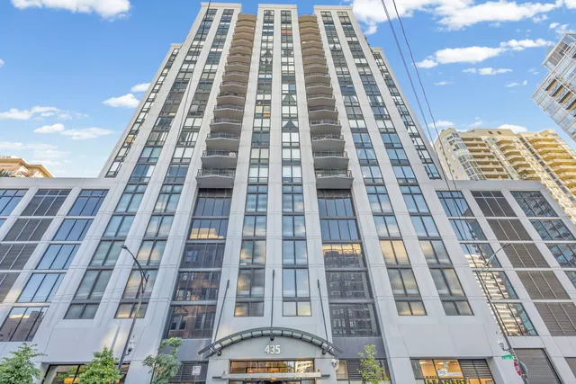 $550,000 | 435 West Erie Street, Unit 1206, Chicago, IL 60654