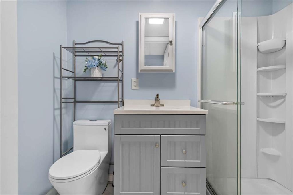 543 Pointview Road Pittsburgh, PA 15227 - Photo 18 of 25