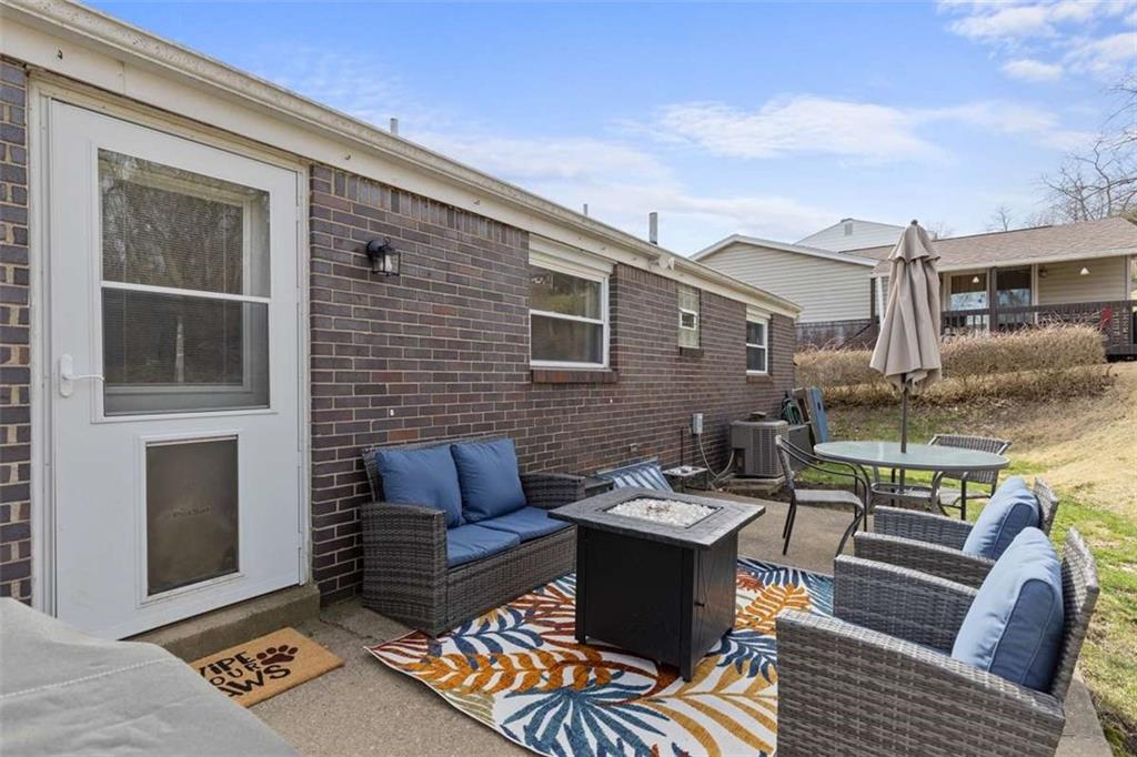 543 Pointview Road Pittsburgh, PA 15227 - Photo 20 of 25