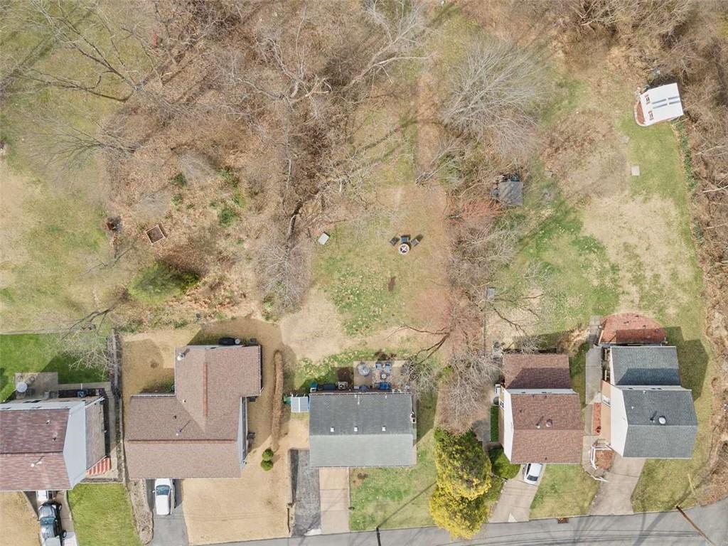 543 Pointview Road Pittsburgh, PA 15227 - Photo 24 of 25