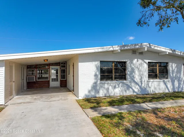 $2,100 | 260 Sabal Avenue, Merritt Island, FL 32953