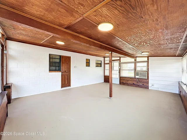 $2,100 | 260 Sabal Avenue, Merritt Island, FL 32953