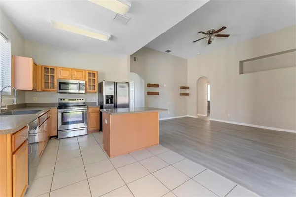 $2,450 | 3031 Downan Point Drive, Land O Lakes, FL 34638