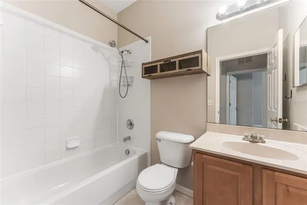 $2,450 | 3031 Downan Point Drive, Land O Lakes, FL 34638