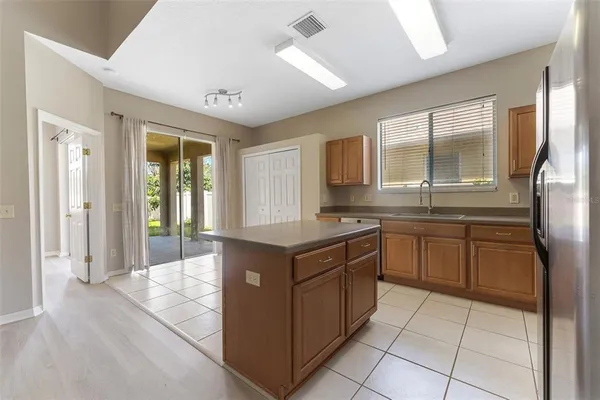 $2,450 | 3031 Downan Point Drive, Land O Lakes, FL 34638