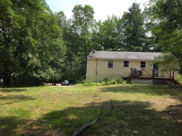 97 Chestnut Road Tyngsborough, MA 01879 - Photo 6 of 14 Gallery Image 6