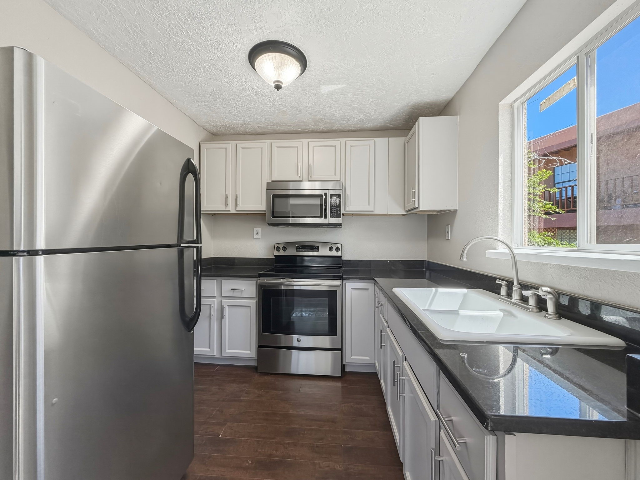 1309 Rufina Lane Santa Fe, NM 87507 - Photo 7 of 36