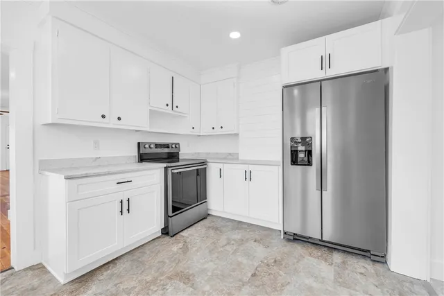 $1,500 | 731 East Main Street, Seneca, SC 29678