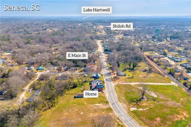 $1,500 | 731 East Main Street, Seneca, SC 29678