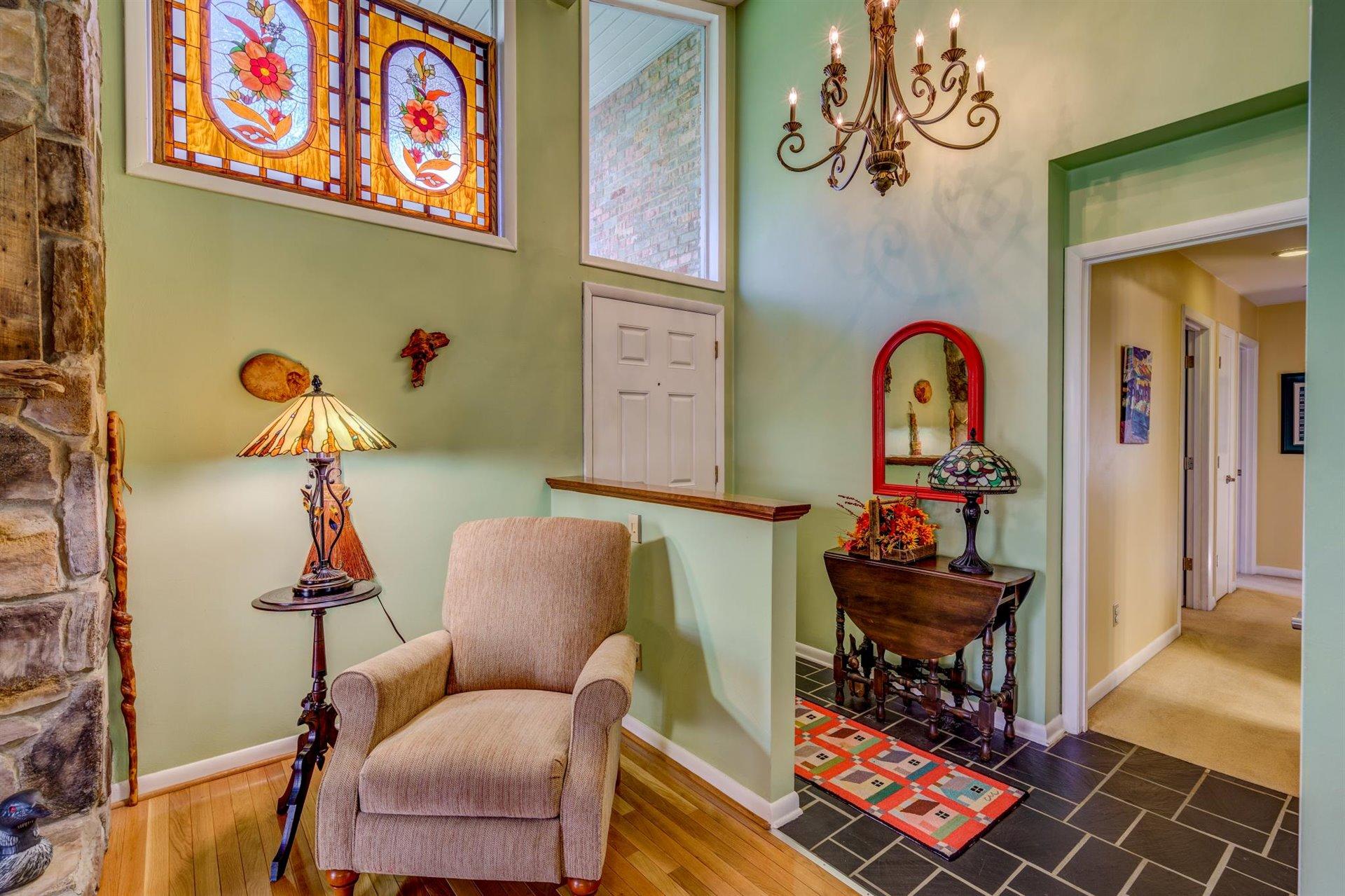 6537 Forest View Road Roanoke, VA 24018 - Photo 7 of 42 06-111320200077