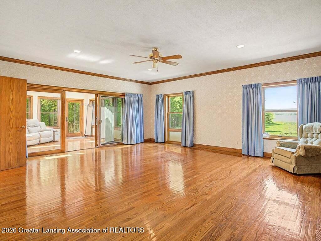 3555 North Cochran Road Charlotte, MI 48813 - Photo 33 of 121 Primary Suite