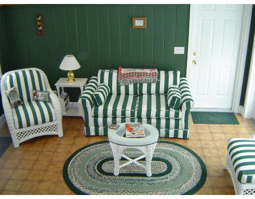 51 Greenbrook Road Hamilton, MA 01982 - Photo 7 of 9 Gallery Image 7