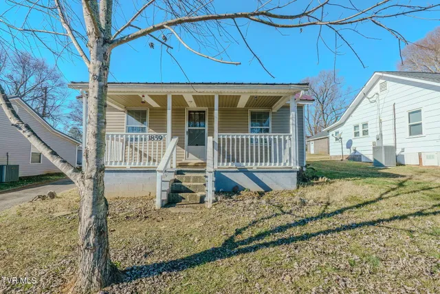 $174,990 | 1859 Overlook Avenue, Jefferson City, TN 37760