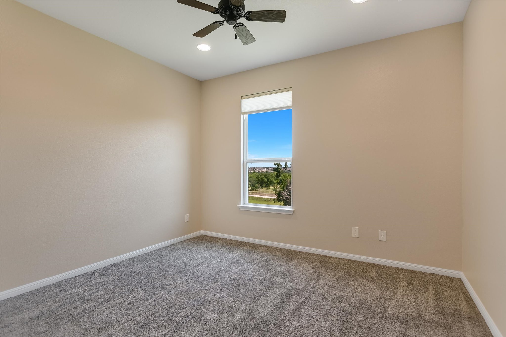 108 Trans Pecos Court Georgetown, TX 78628 - Photo 20 of 32 an empty room with a window
