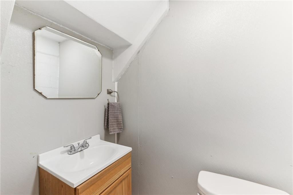 104 Greentree Road Homestead, PA 15120 - Photo 26 of 36 Gallery Image 26