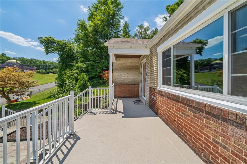 104 Greentree Road Homestead, PA 15120 - Photo 4 of 36 Gallery Image 4
