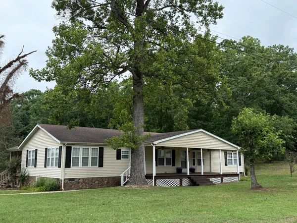 $384,000 | 1727 Richmond Highway, Spout Spring, VA 24593