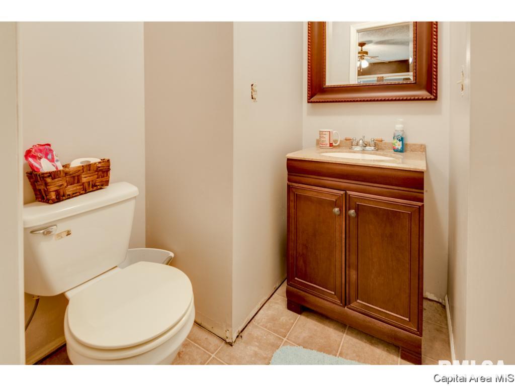 14069 St Joseph Road Athens, IL 62613 - Photo 18 of 30 Gallery Image 18