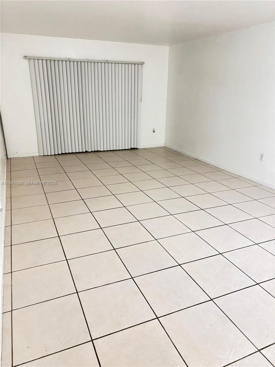 7430 Southwest 82nd Street, Unit D103 Miami, FL 33143 - Photo 4 of 8