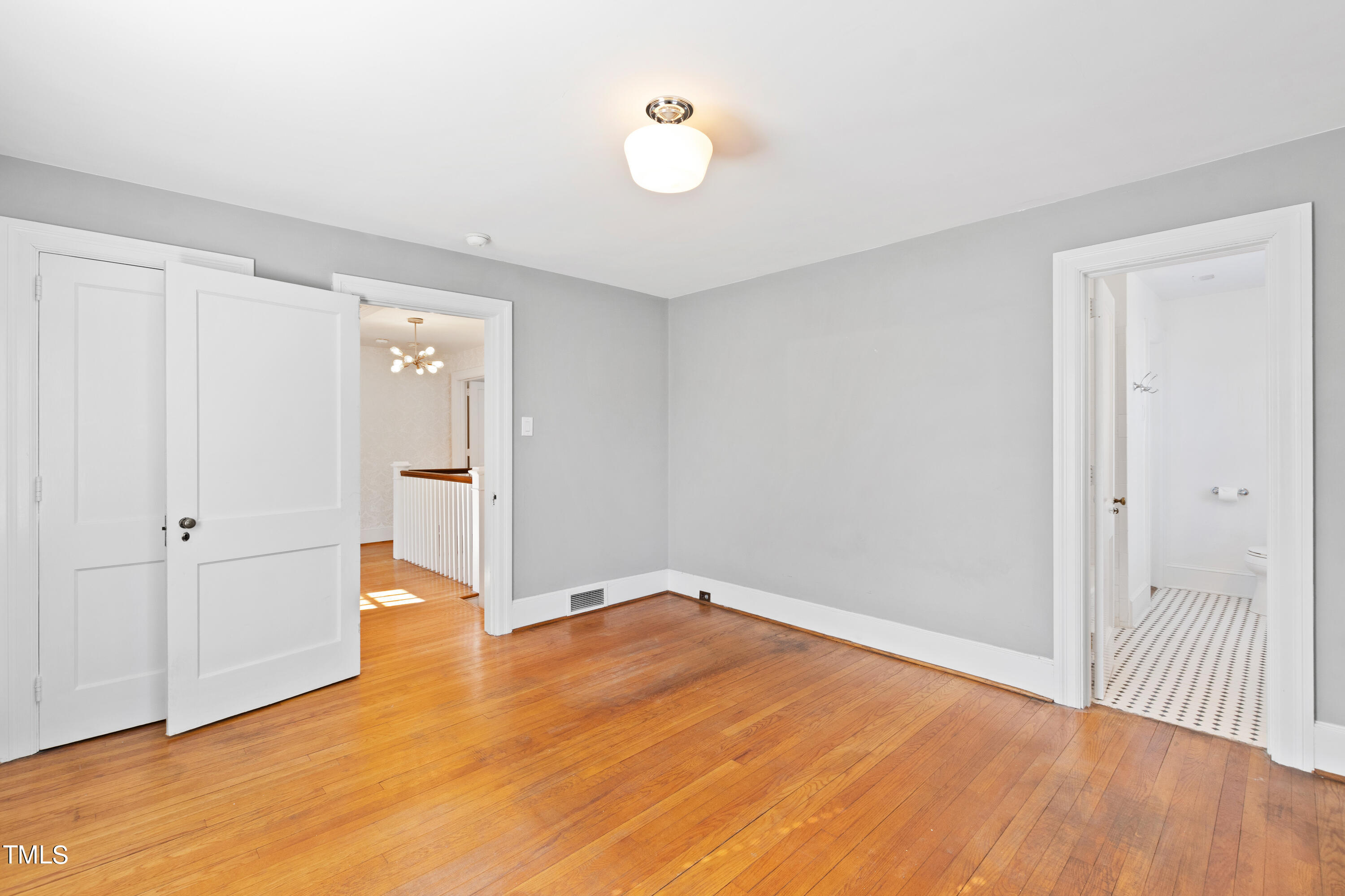 305 Hillcrest Road Raleigh, NC 27605 - Photo 31 of 45 29 Bedroom 2