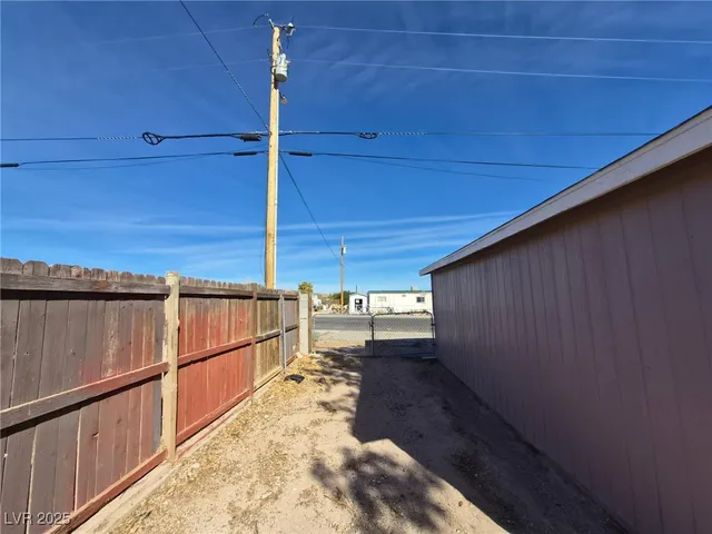 $180,000 | 400 Hoyt Street, Beatty, NV 89003