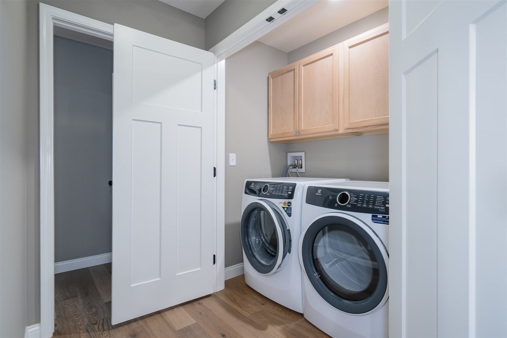 1172 Hershey Road Normal, IL 61761 - Photo 19 of 37 a utility room with dryer and washer