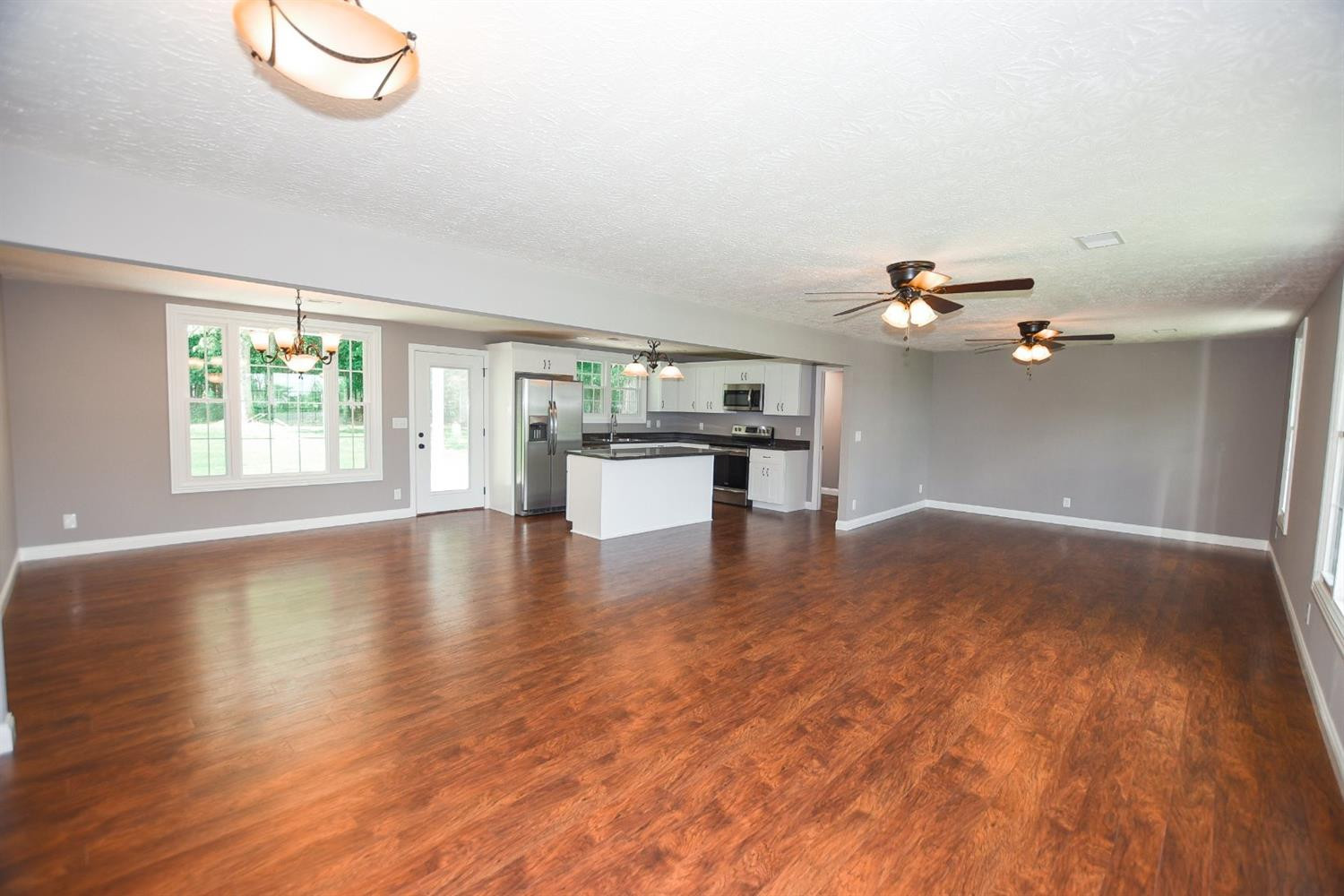 245 Tabor Road Jeffersonville, KY 40337 - Photo 3 of 23 Listing Photo