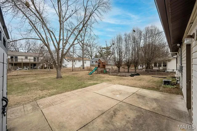 $180,000 | 583 Candle Light Lane, Hazelwood, MO 63042