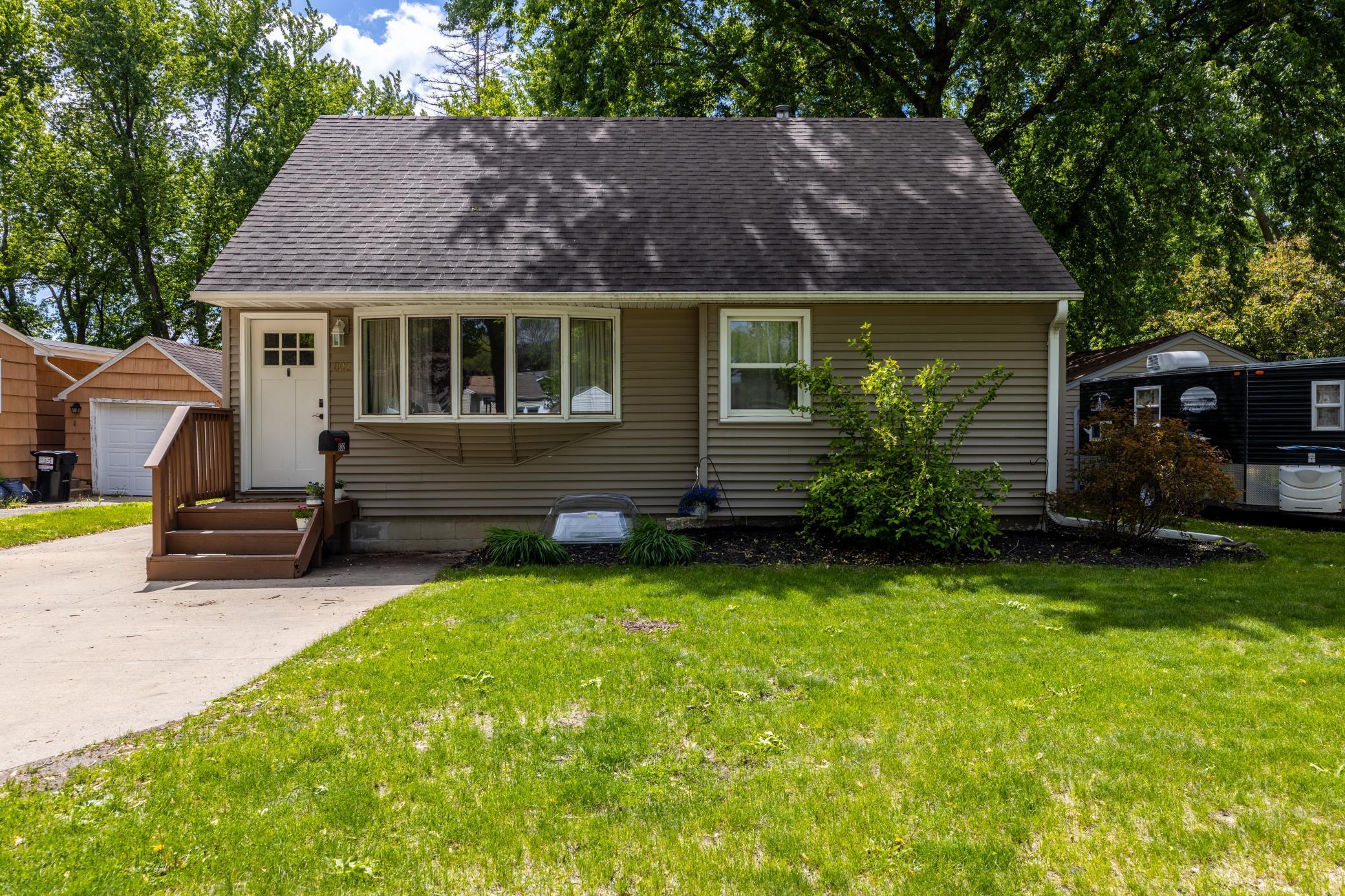 802 19th Street Southwest Austin, MN 55912 - Photo 1 of 23 Gallery Image 1