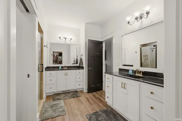 $735,000 | 5587 Deer Hollow Road, Auburn, IN 46706